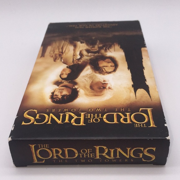 The Lord Of The Rings The Two Towers VHS Video - Picture 3 of 9